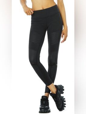 ALO Yoga Moto Leggings in Black: S
